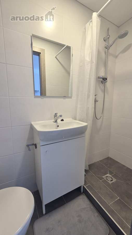 Išnuomuojamas puikusnir ekonomiškas studio - nuotraukos Nr. 10