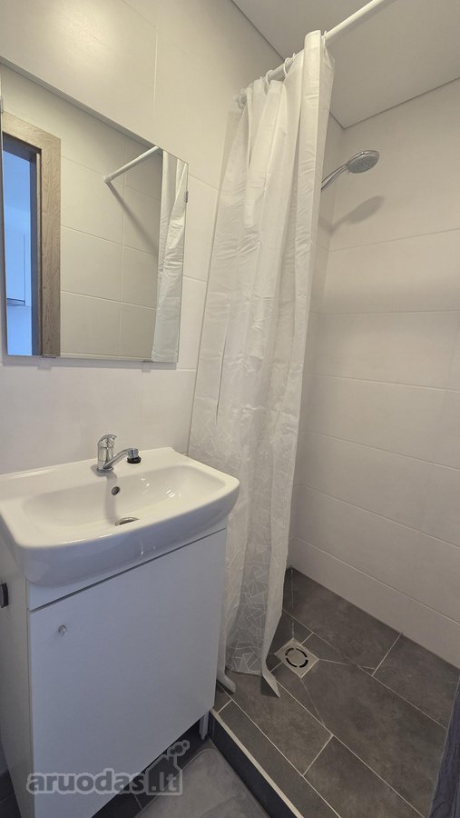 Išnuomuojamas puikusnir ekonomiškas studio - nuotraukos Nr. 13