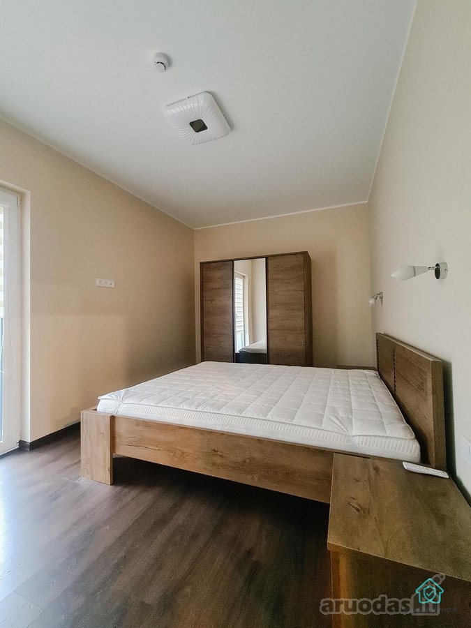 Išnuomojamas jaukus, šviesus dviejų kambarių - nuotraukos Nr. 11