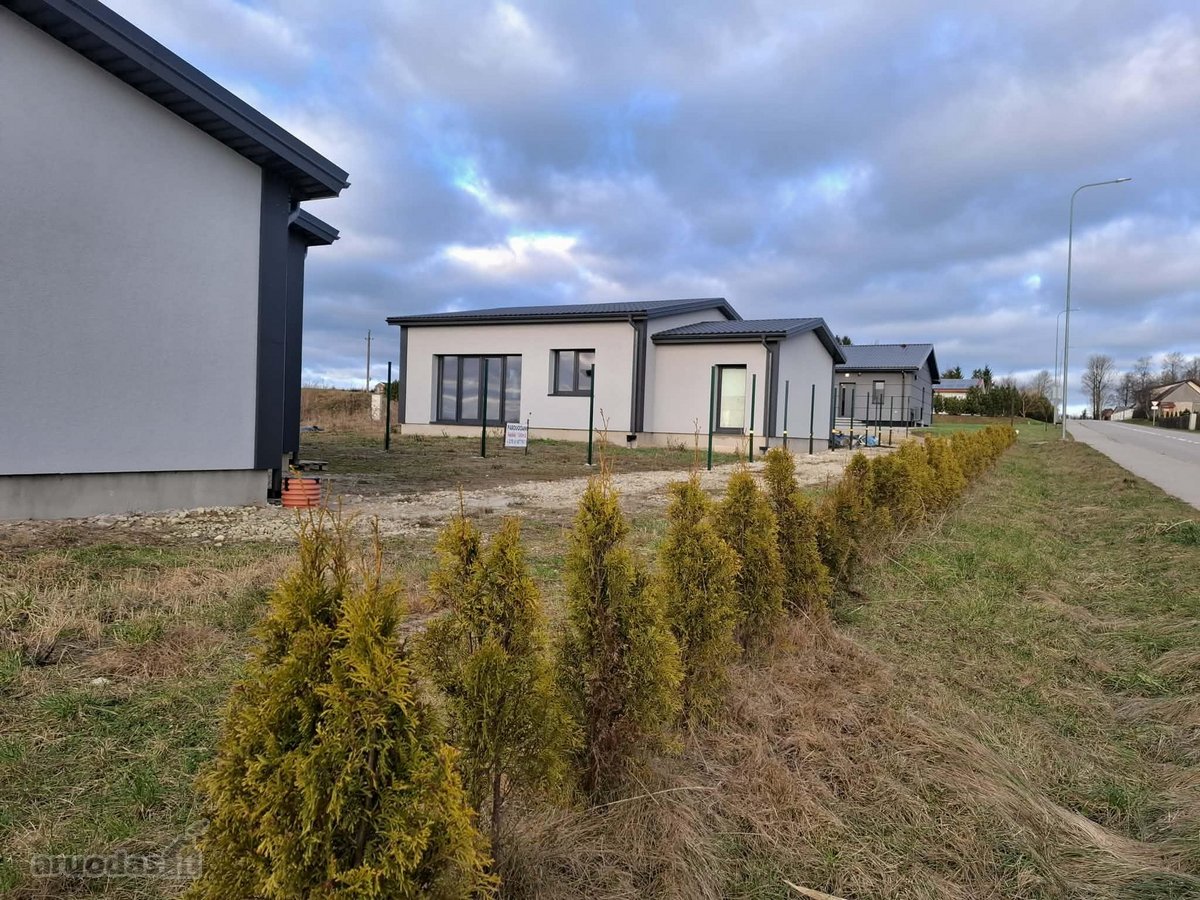 Parduodamas 100m2 namas pasirinktinai iš