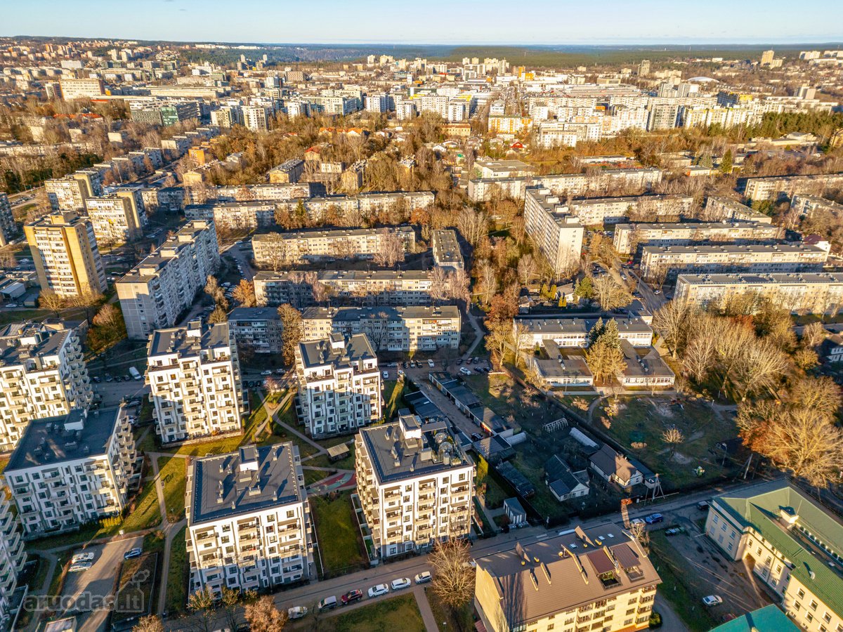 Vilniuje Žirmūnų mikrorajone daugiabučių - nuotraukos Nr. 32