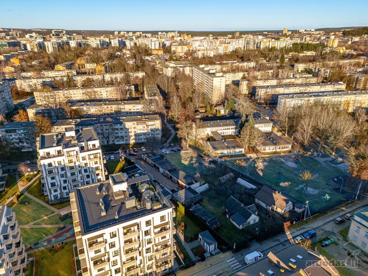 Vilniuje Žirmūnų mikrorajone daugiabučių - nuotraukos Nr. 33