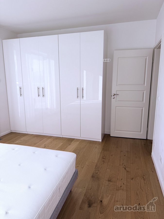 Išnuomojamas šviesus 3 k. butas su didele 30 - nuotraukos Nr. 9