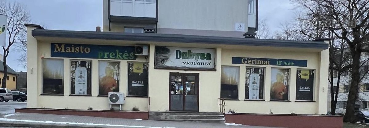 Parduodama veikianti parduotuvė. Atskiri du