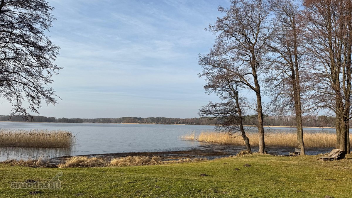 Parduodamas sklypas, sudarytas iš trijų