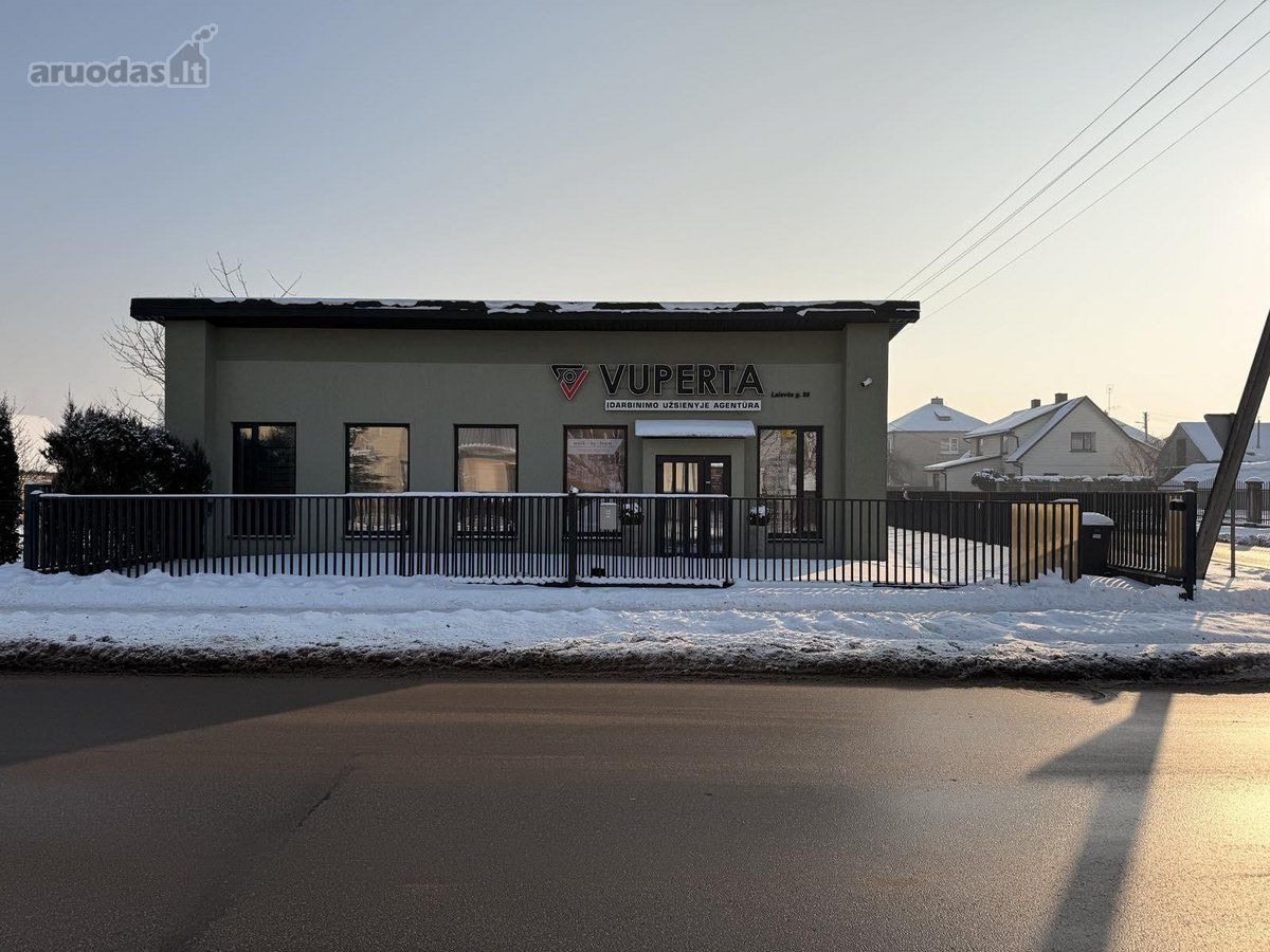 Parduodamas tvarkingas, solidus komercinės