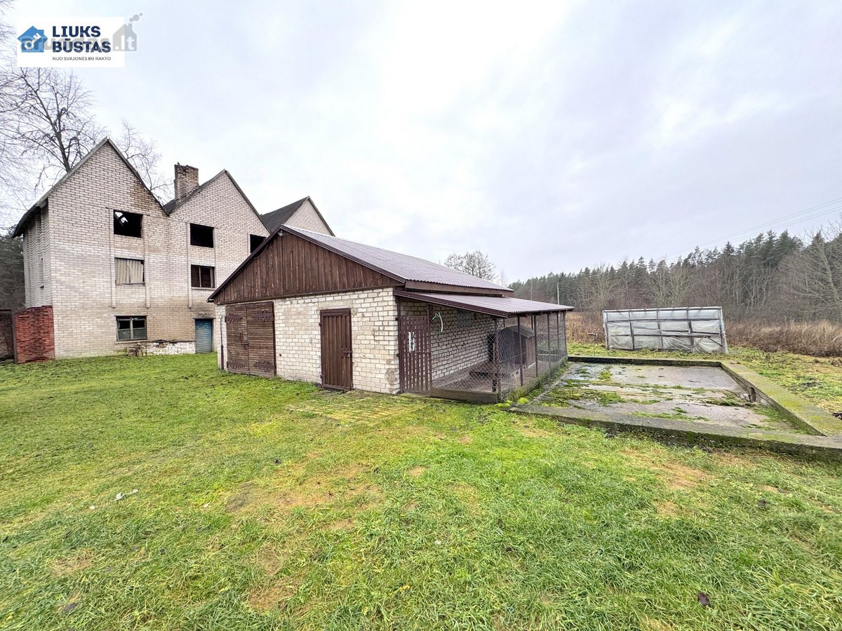 Parduodama sodyba su 10.5 ha sklypu, gražiame - nuotraukos Nr. 8