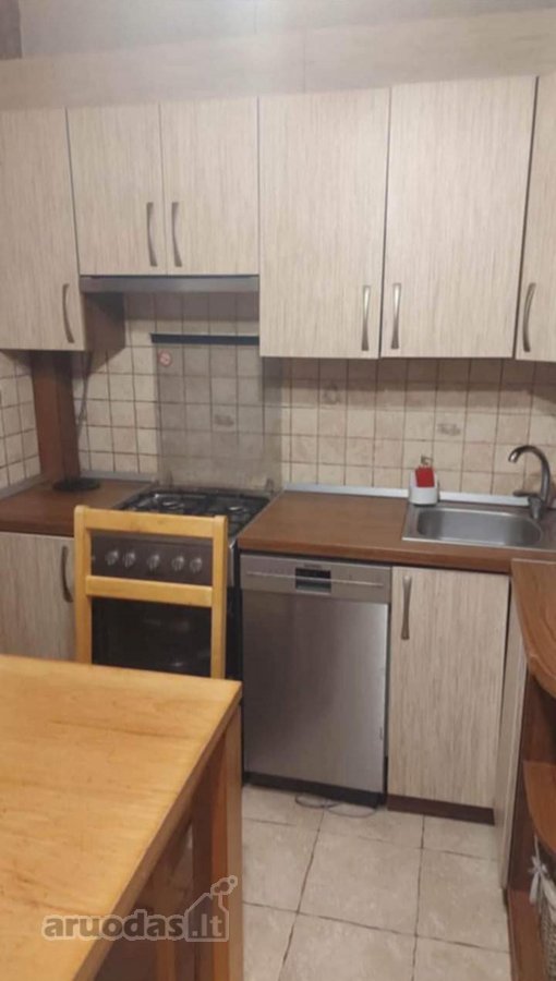 Parduodamas erdvus ir šviesus 3 kambarių