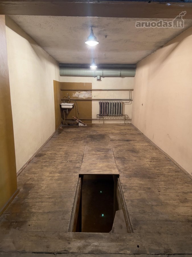 Parduodamas garažo boksas su rūsiu Žvėryno