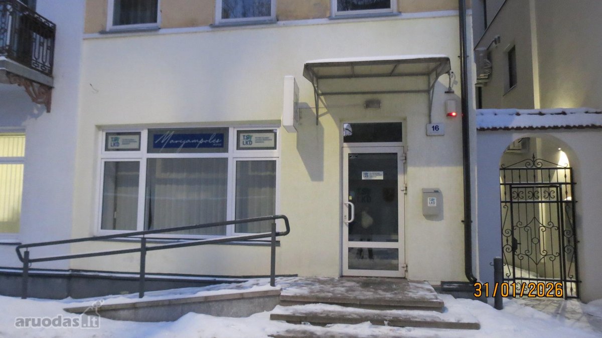 Išnuomojamos 69,40 m2 parduotuvės /