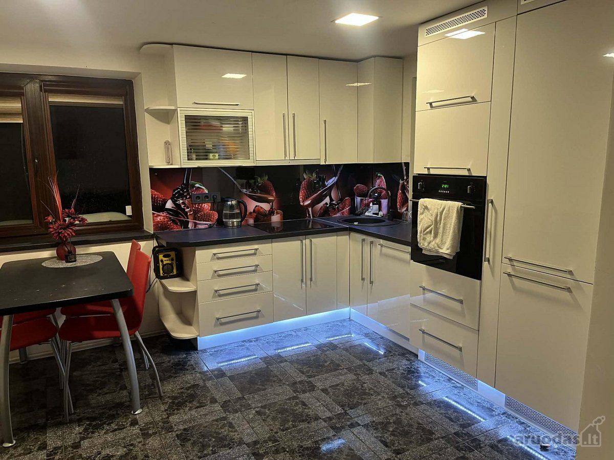 Parduodamas 166 m² mūrinis namas ramioje - nuotraukos Nr. 19