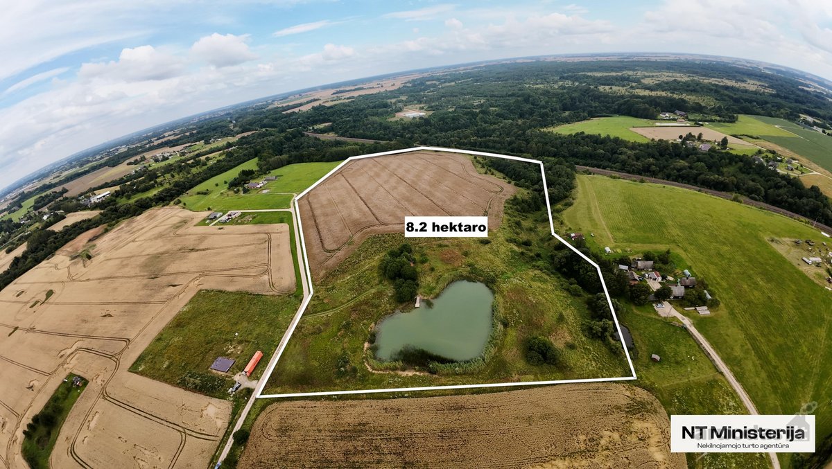 Parduodamas 8,2 ha žemės sklypas Garliavos