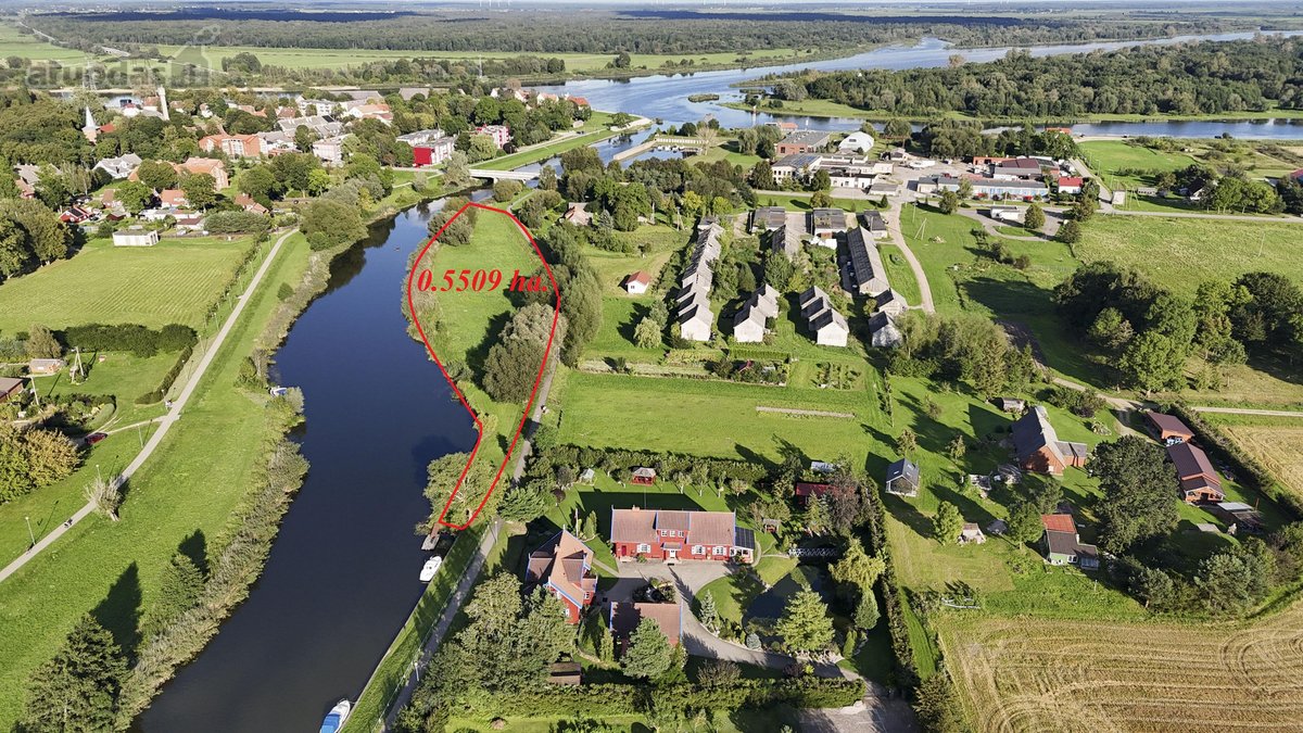 Rusnės Saloje Ant Vaizdingo Pakalnės Upės - nuotraukos Nr. 6