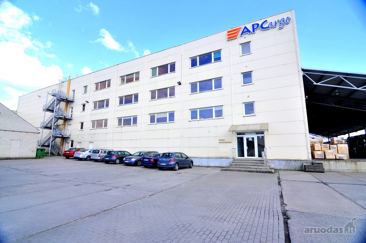 Nuomojamos 33 kv.m. ploto patalpos su erdvia - nuotraukos Nr. 3