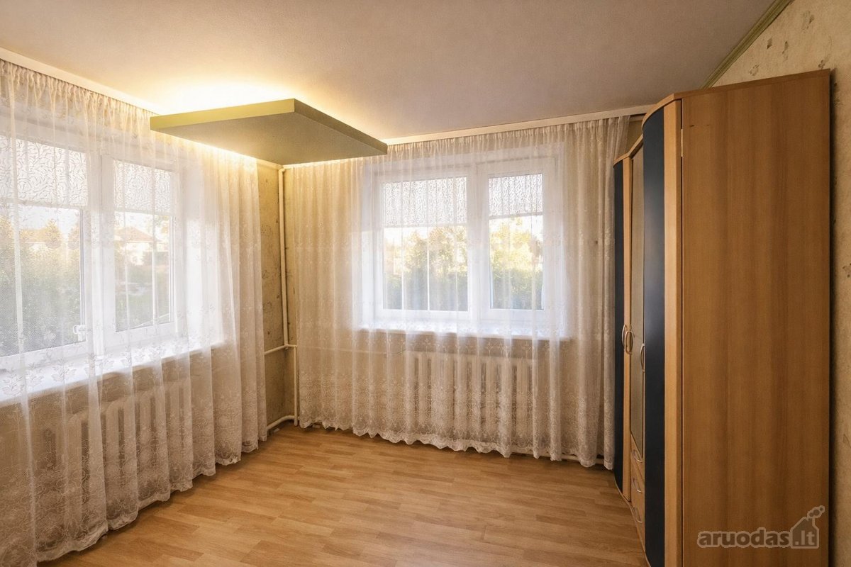Parduodamas erdvus, dviejų aukštų mūrinis - nuotraukos Nr. 18