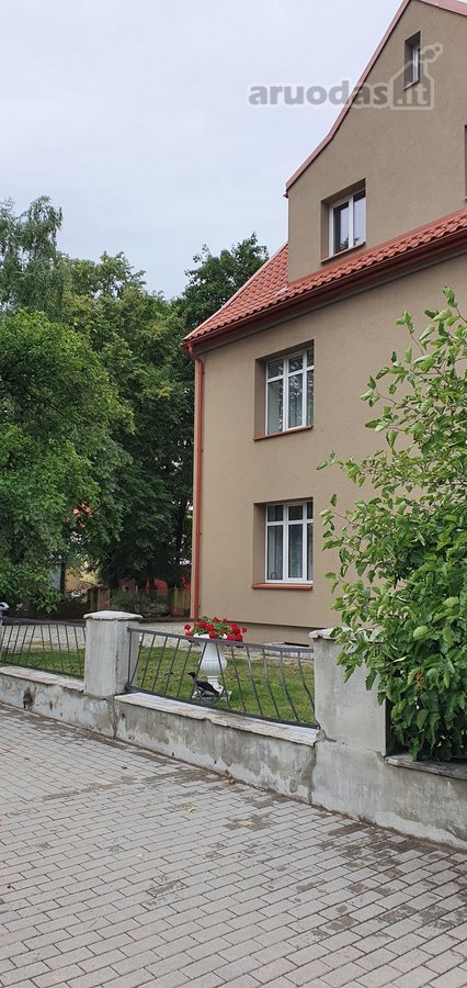 Parduodamas šviesus, jaukus ir pilnai