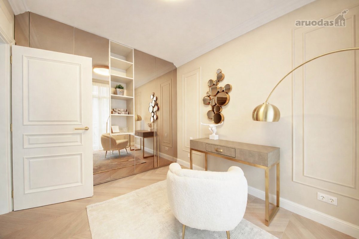 Exceptionally designed 3-room apartment for