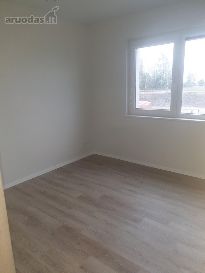 Nuomojamas 3 kambarių butas Ringauduose. Su - nuotraukos Nr. 11