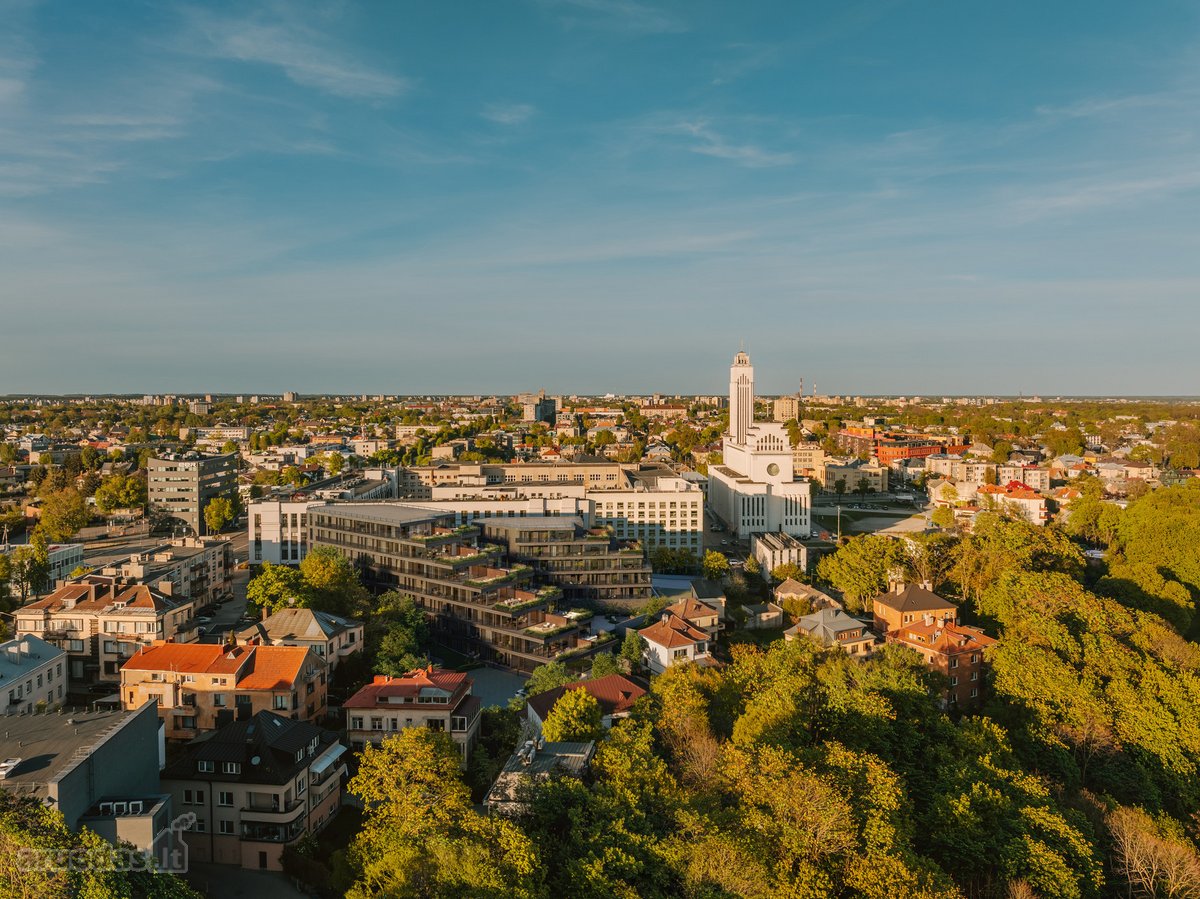 Gyvenimas Žaliakalnio šlaite su miesto panorama - nuotraukos Nr. 5