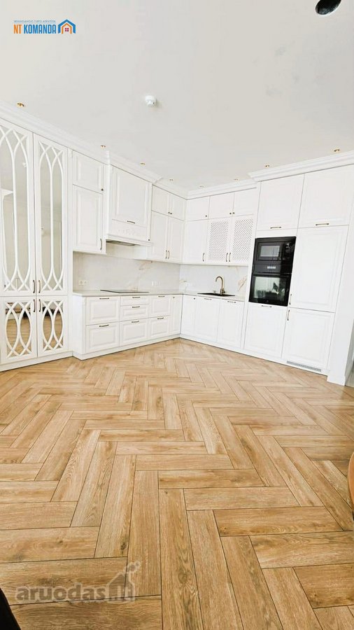 Parduodamas prabangus kotedžas prestižiniame