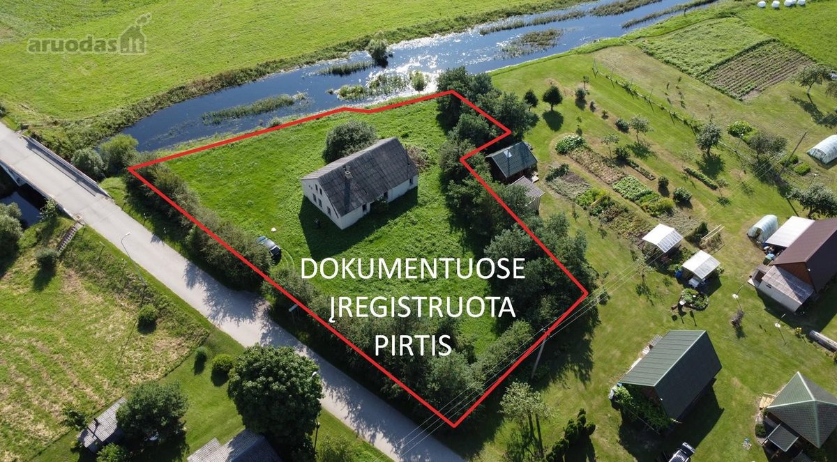 Parduodamas Sklypas Su Didele Pirtimi Prie