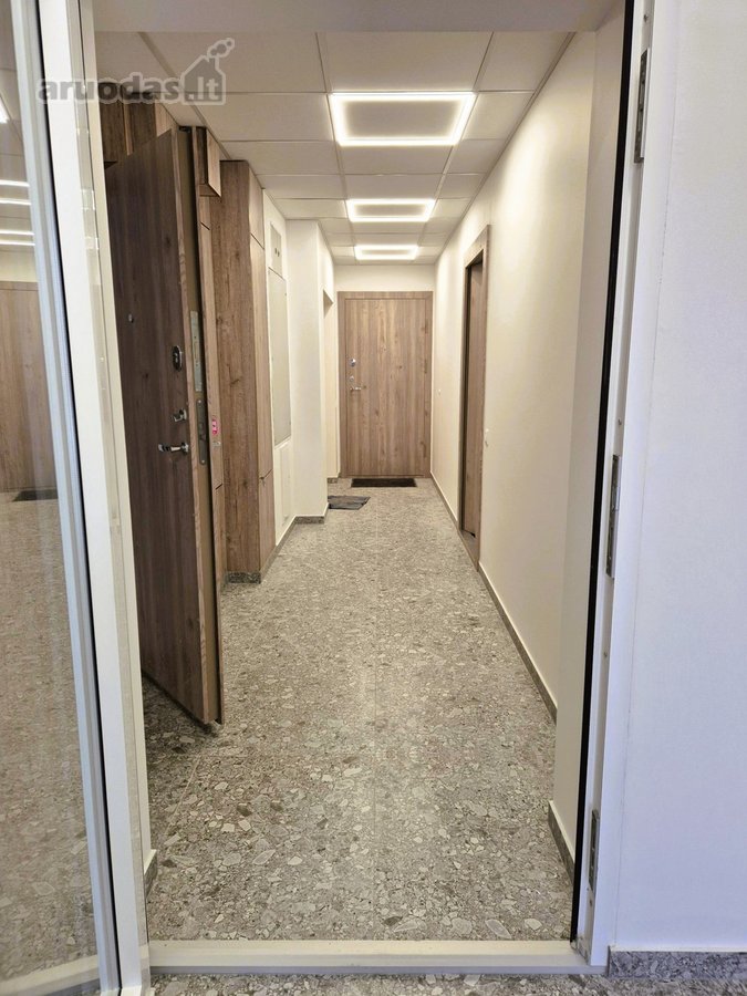 Išnuomojamas Naujai Renovuotame Name Įrengtas - nuotraukos Nr. 24