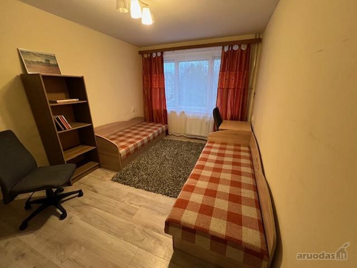 Išnuomojamas erdvus 3 k. butas Kuršėnų mieste - nuotraukos Nr. 5