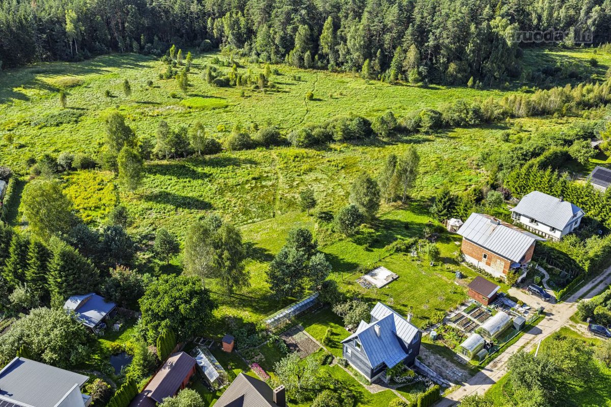 Žemės sklypas tinkamas vystymui Sakiškėse,