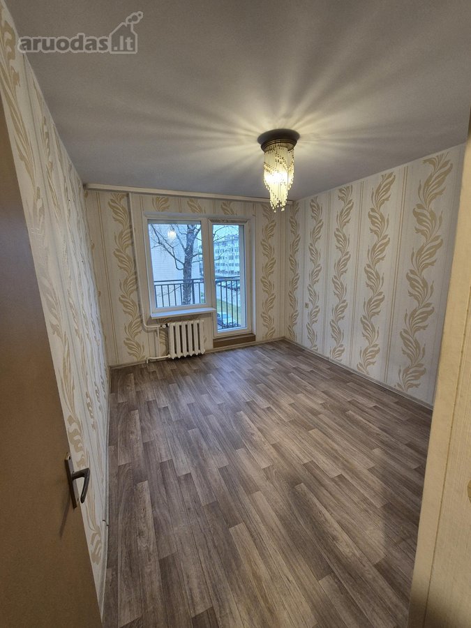 Parduodamas labai šviesus ir šiltas butas - nuotraukos Nr. 4