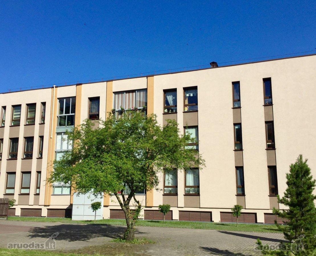 2 kambarių butas Žaliakalnyje su balkonu, yra