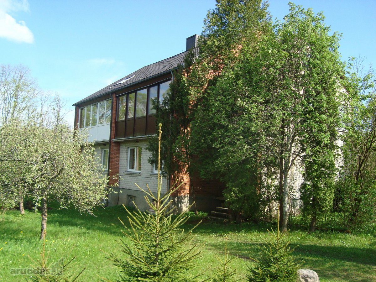 Parduodama pusė namo (atidalinta) Utenos - nuotraukos Nr. 2