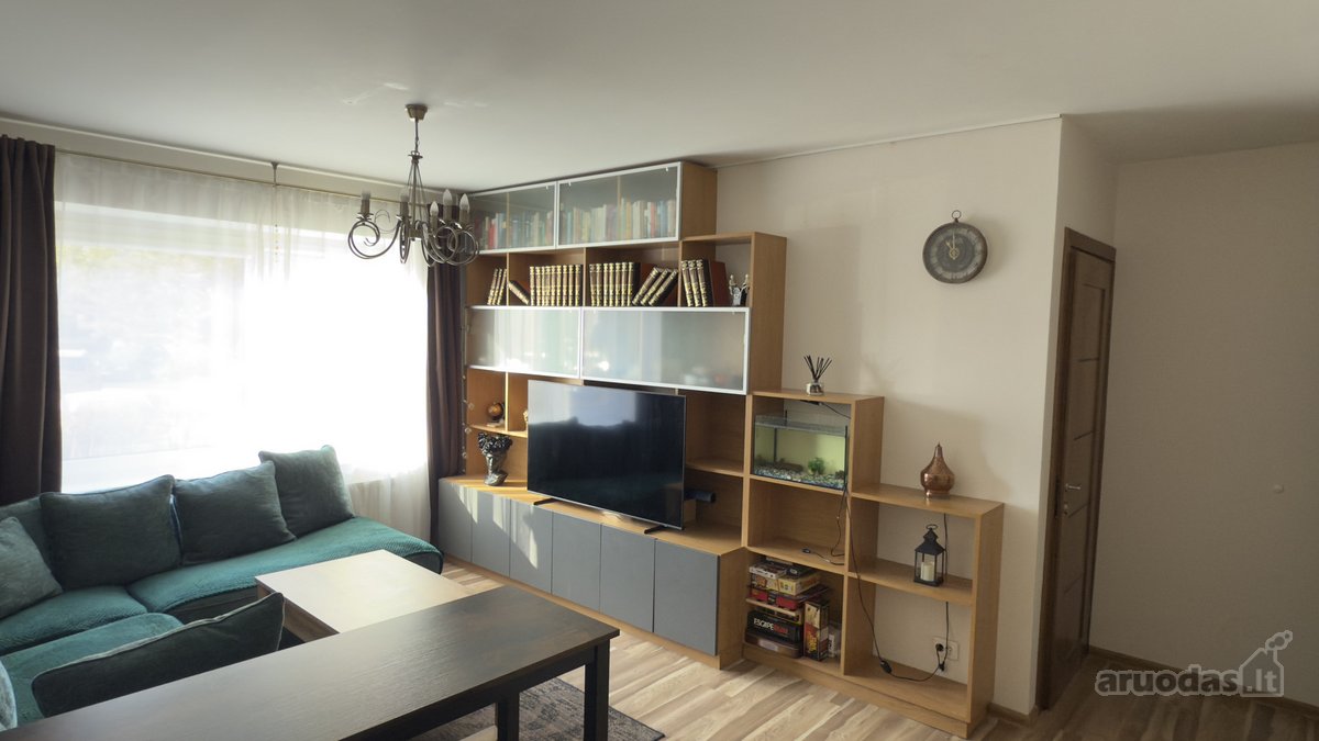 Netoli Klinikų parduodamas tvarkingas