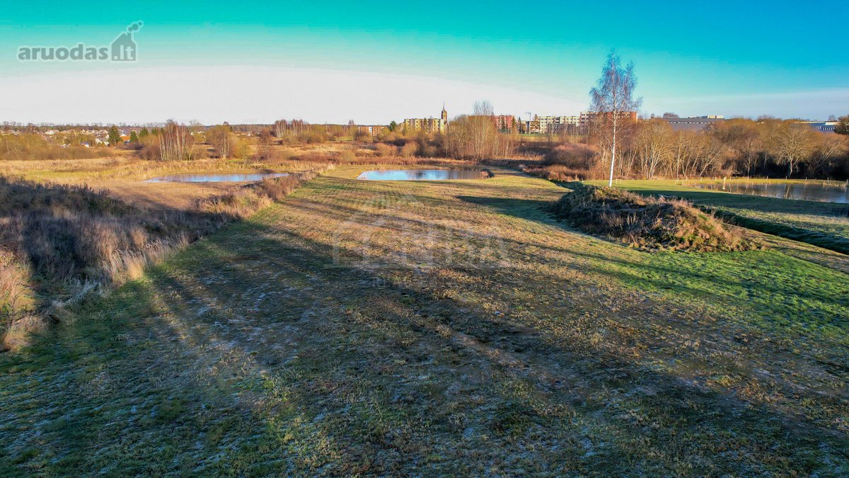 Parduodami keturi tarpusavyje besiribojantys - nuotraukos Nr. 10