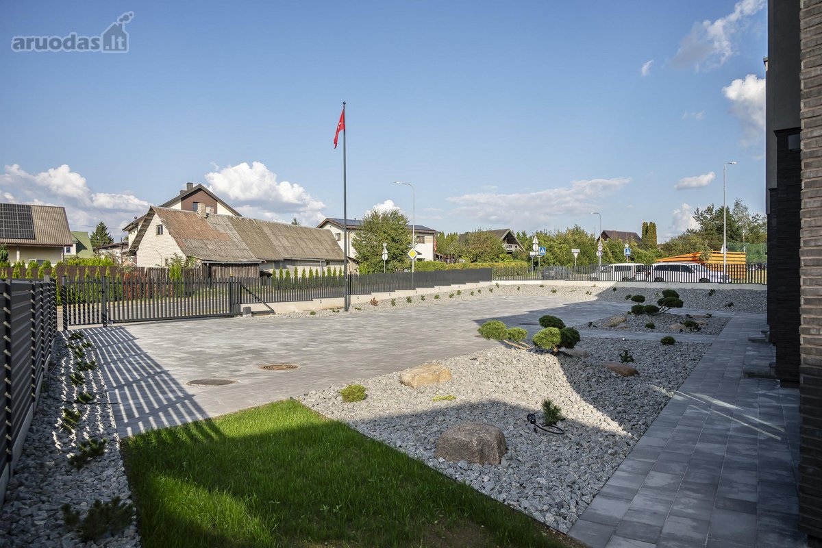 Dėl savo geros, patogios lokacijos bei - nuotraukos Nr. 11