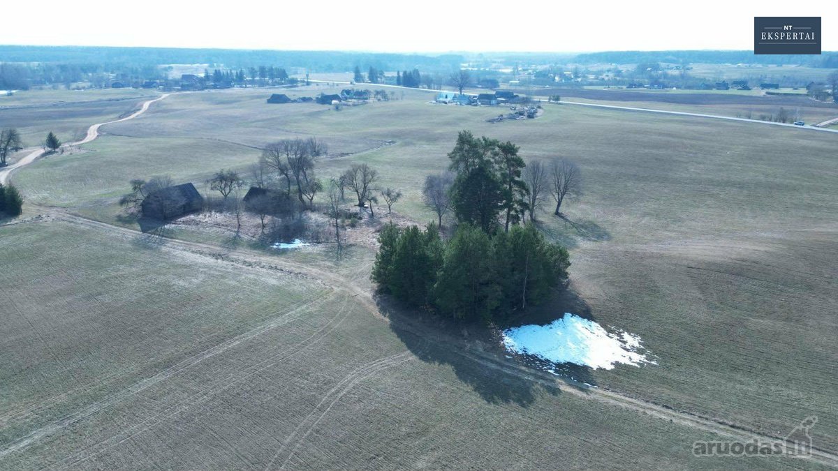 Parduodama sodyba, sodybos plotas 0,6208 Ha
