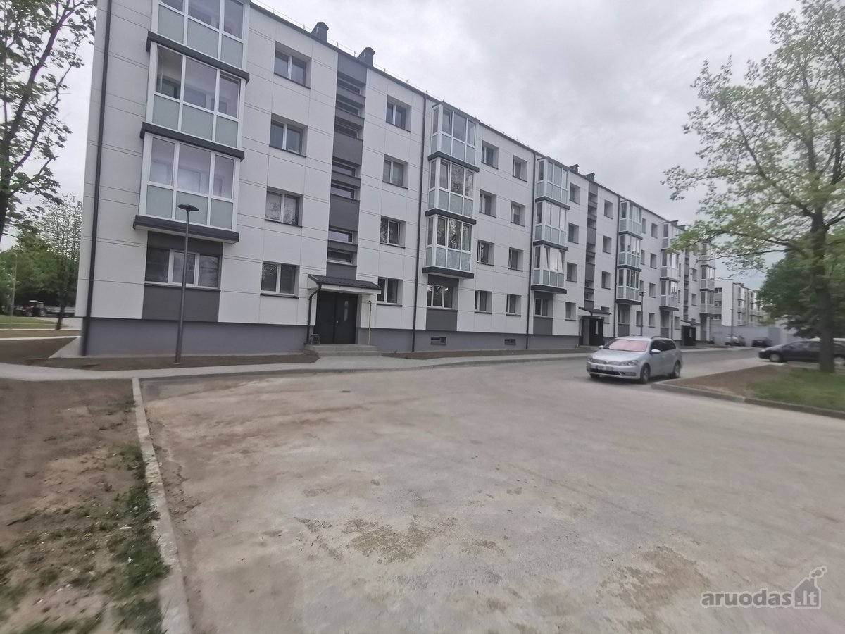 Šalia Naujosios Akmenės Centrinės Aikštės - nuotraukos Nr. 6