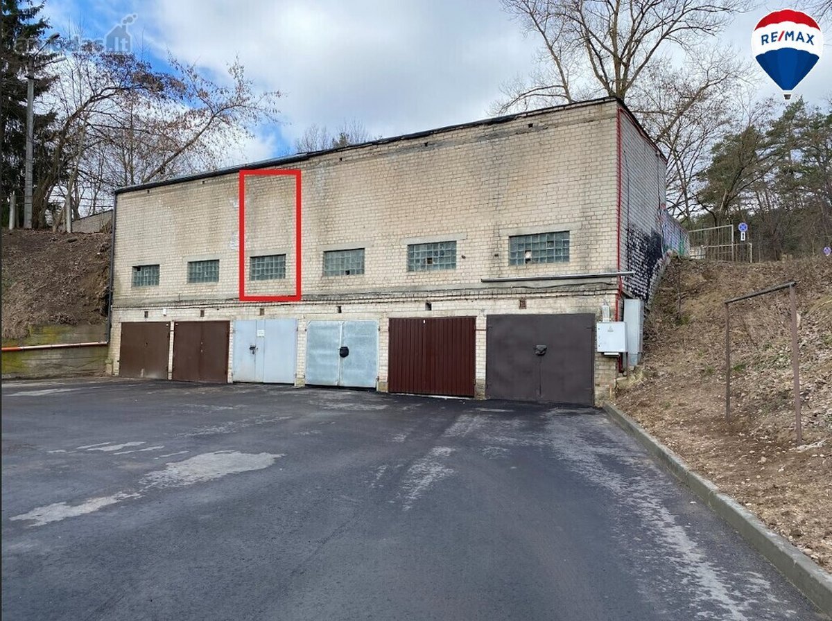 Parduodamas 35 kv. m Erdvus Mūrinis Garažas - nuotraukos Nr. 4