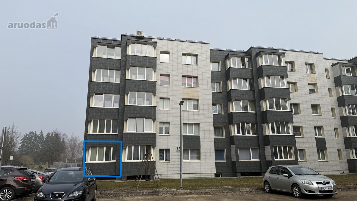 2 kambarių butas renovuotame name Ukmergėje -