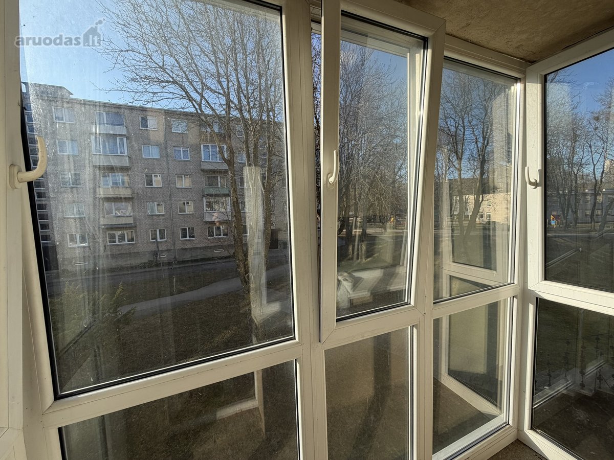Parduodamas 2 kambarių butas Žiburio g. 18,