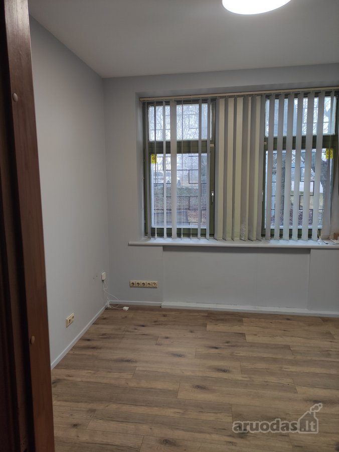 Išnuomuojamos įrengtos patalpos nuo 39 kv.m. - nuotraukos Nr. 13