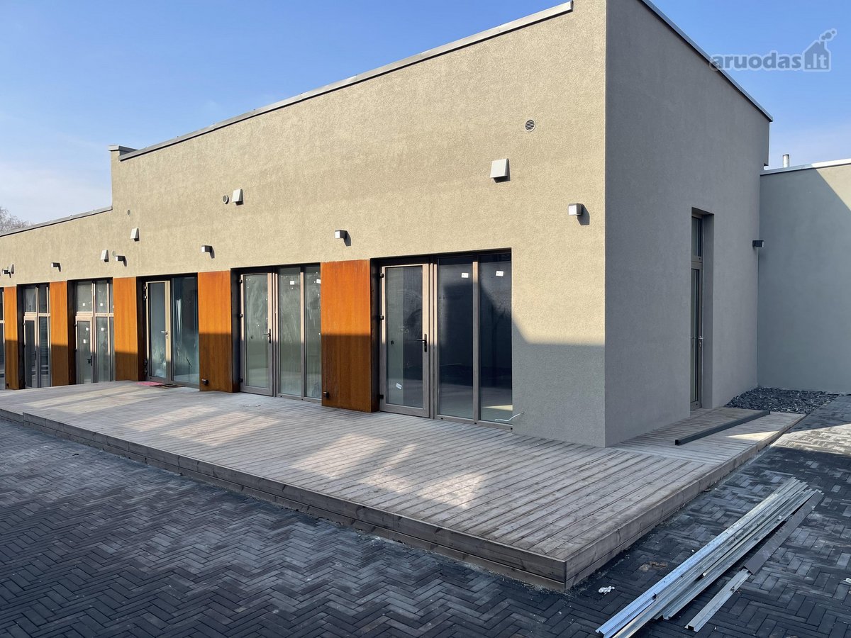 Parduodamas kraštinis loftas moderniame