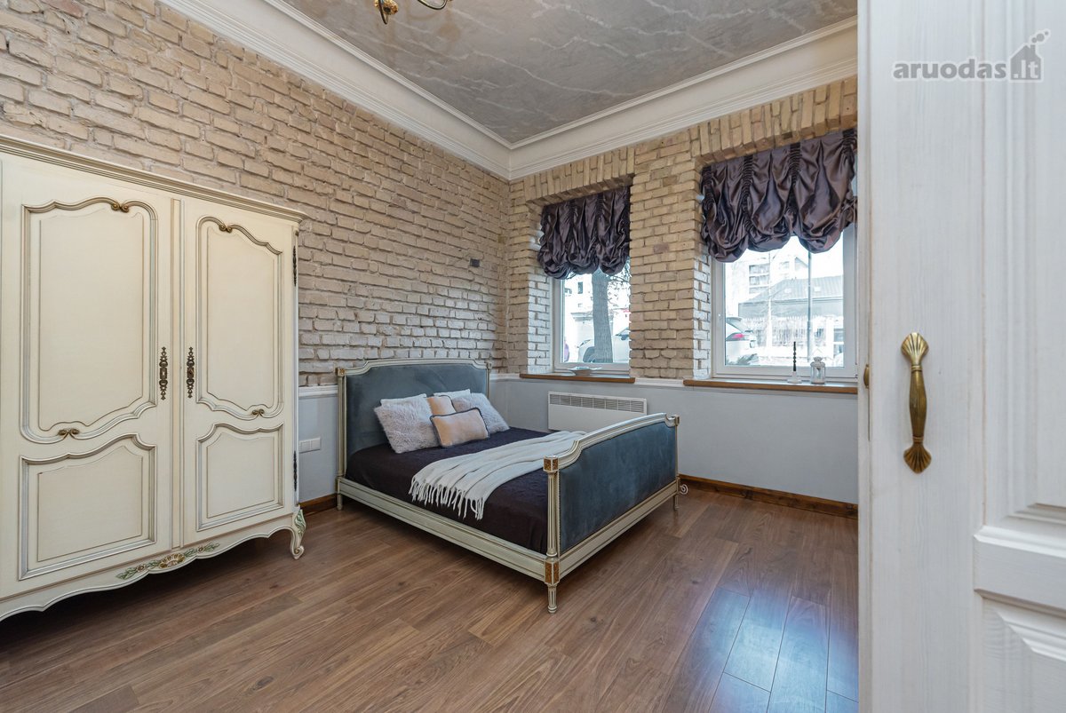 Stilingas Butas Aukštomis Senamiesčio Lubomis - nuotraukos Nr. 7