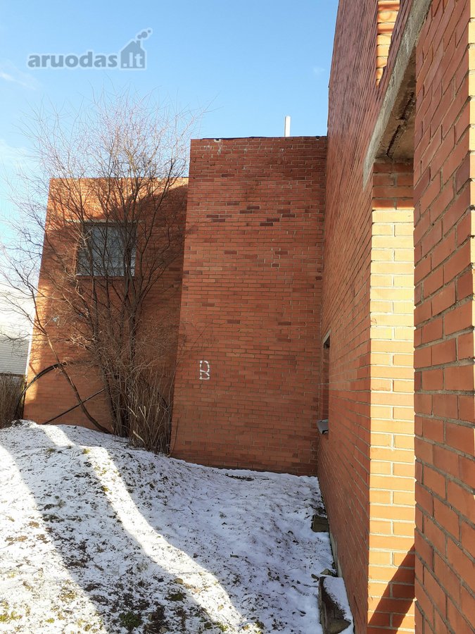 Dviejų aukštų namas Rožių 25 a . 261,13m2,du - nuotraukos Nr. 3