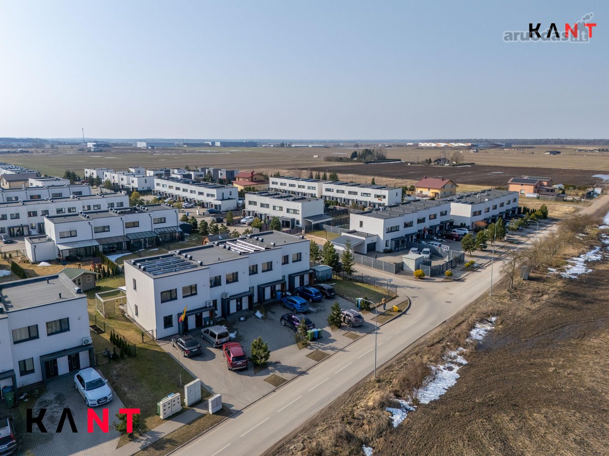 Pilnai įrengtas kotedžas Domeikavoje - nuotraukos Nr. 38