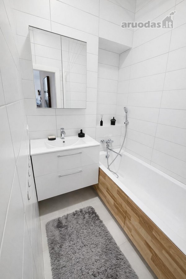 Erdvus 3 kambarių butas Vilniaus senamiestyje. - nuotraukos Nr. 12