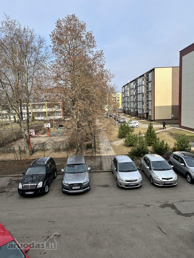 Parduodamas tvarkingas, šviesus 3 kambarių - nuotraukos Nr. 14