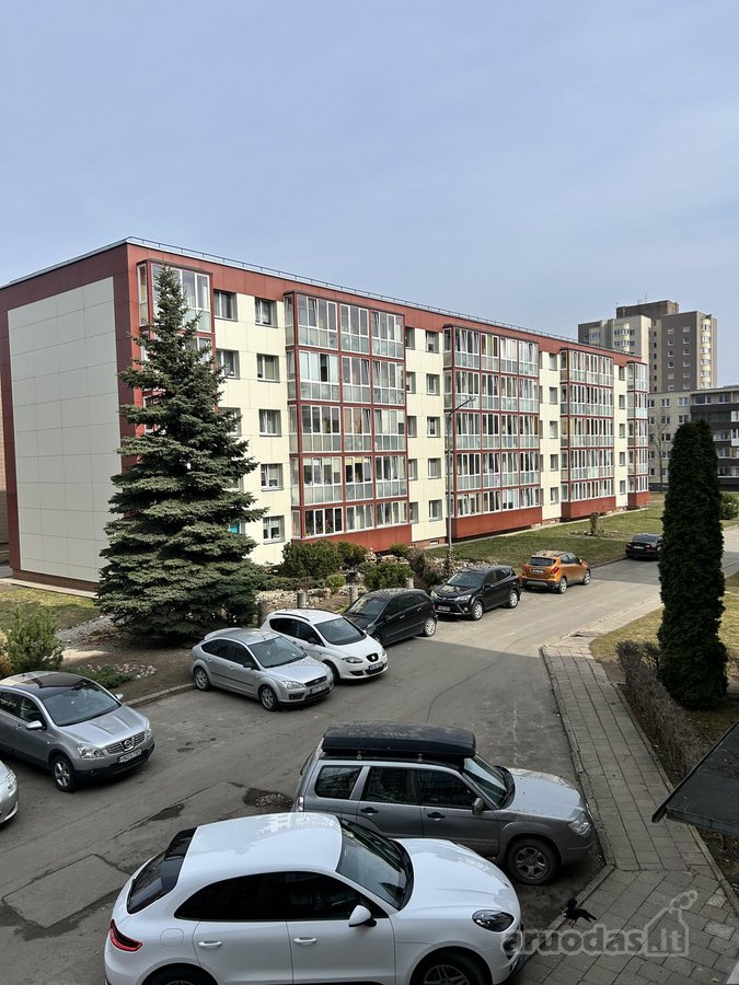 Parduodamas tvarkingas, šviesus 3 kambarių - nuotraukos Nr. 15