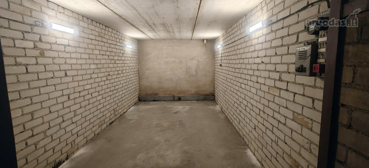 Nuomojamas tvarkingas požeminis 18 m² garažas - nuotraukos Nr. 2