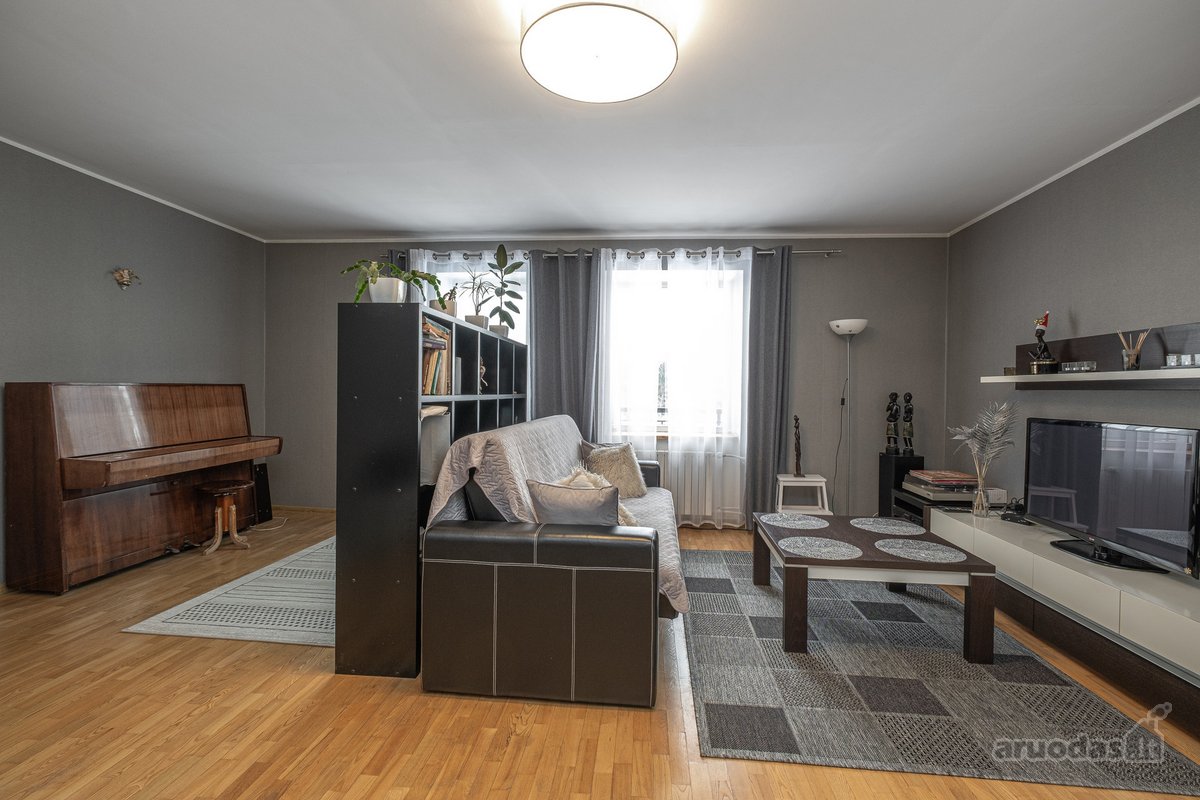 Parduodamas Erdvus Ir Tvarkingas, 7 Kambarių - nuotraukos Nr. 8
