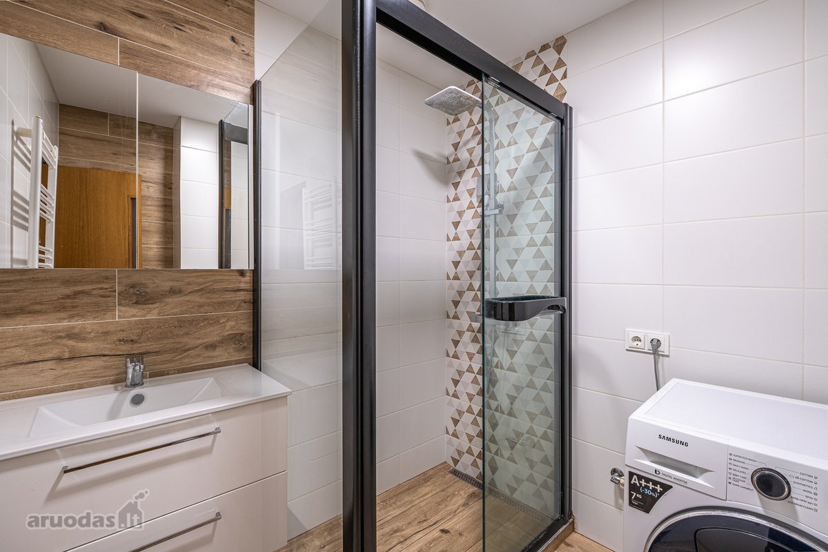 Parduodamas Erdvus Ir Tvarkingas, 7 Kambarių - nuotraukos Nr. 9